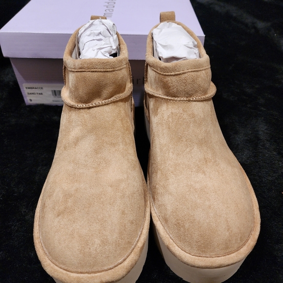 Madden Girl Platform Mini Boots - Picture 4 of 6